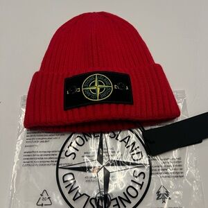 Stone island beanie,red color, new with the tag